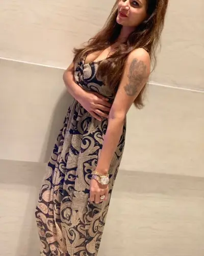 Mauzamabad Escort